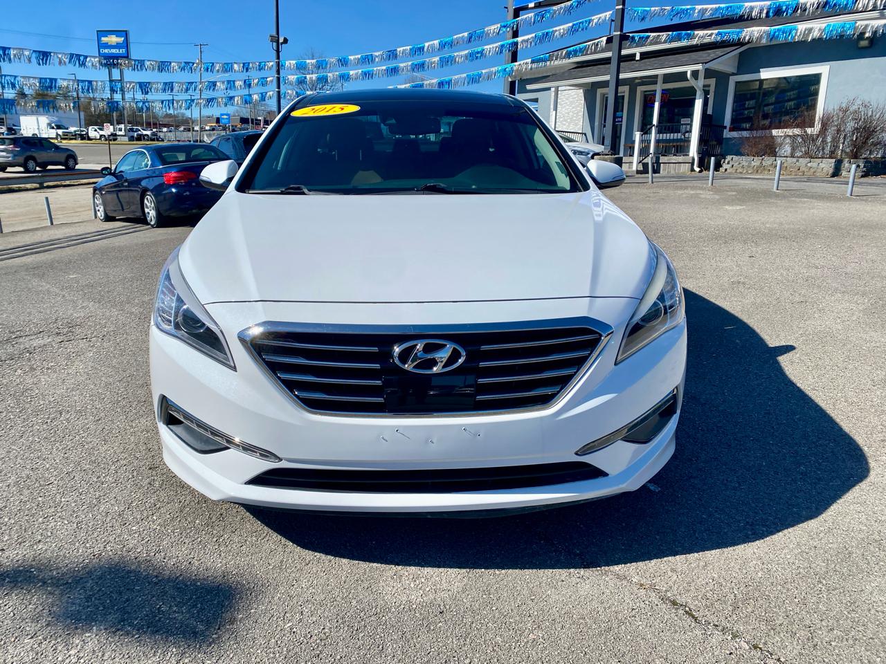 Hyundai Sonata 4dr Sdn 2.4L Limited w/Brown Seats 2015