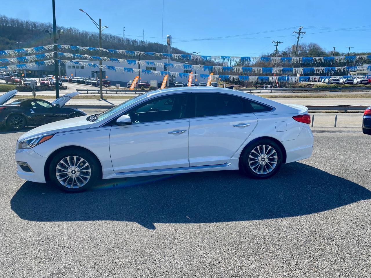 Hyundai Sonata 4dr Sdn 2.4L Limited w/Brown Seats 2015