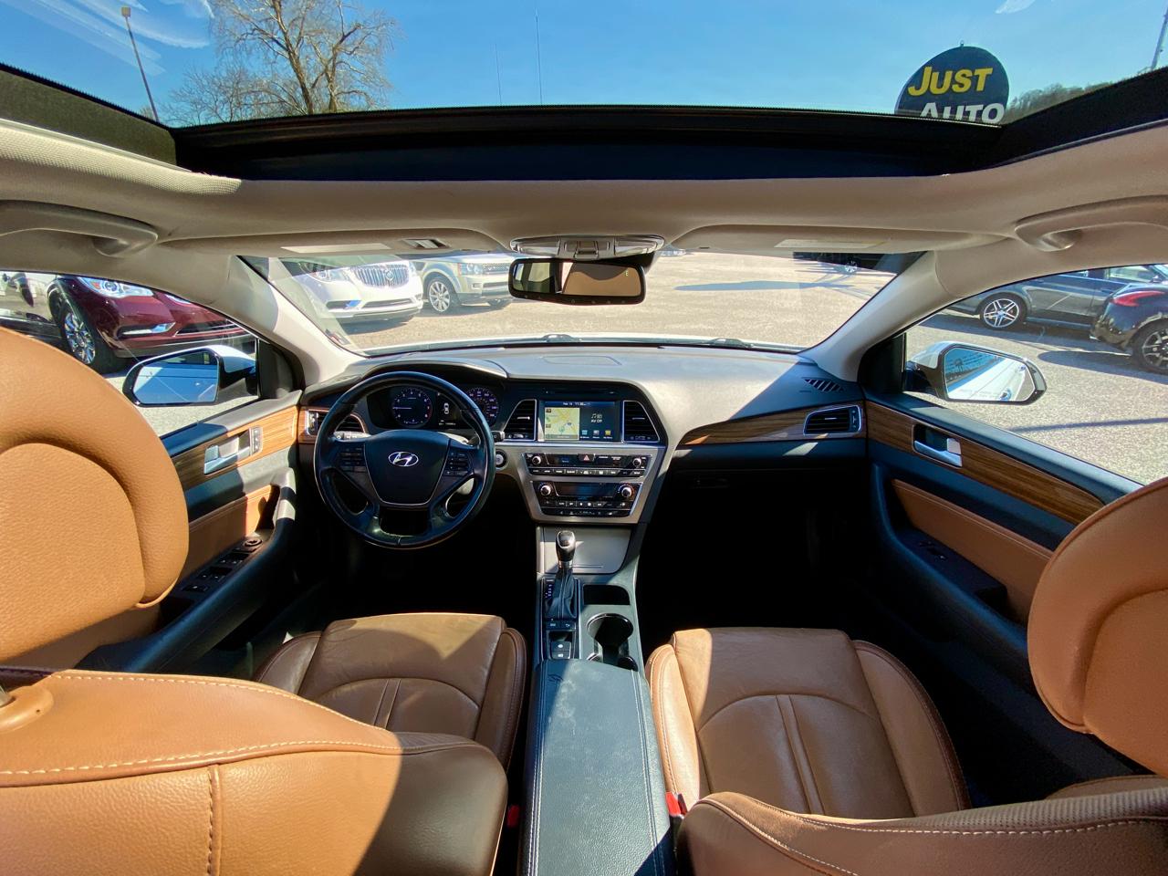 Hyundai Sonata 4dr Sdn 2.4L Limited w/Brown Seats 2015