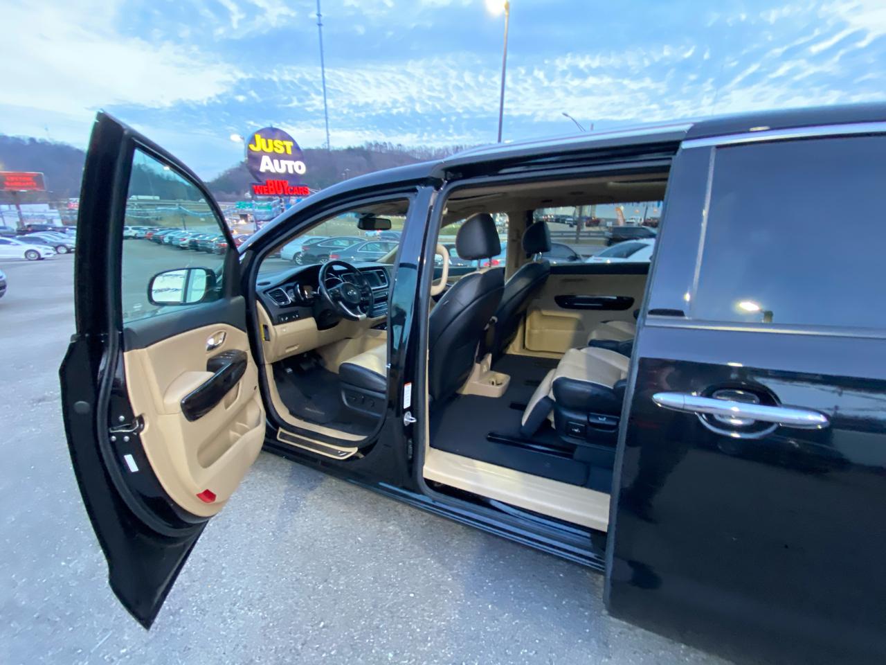 Kia Sedona 4dr Wgn SX-L 2016