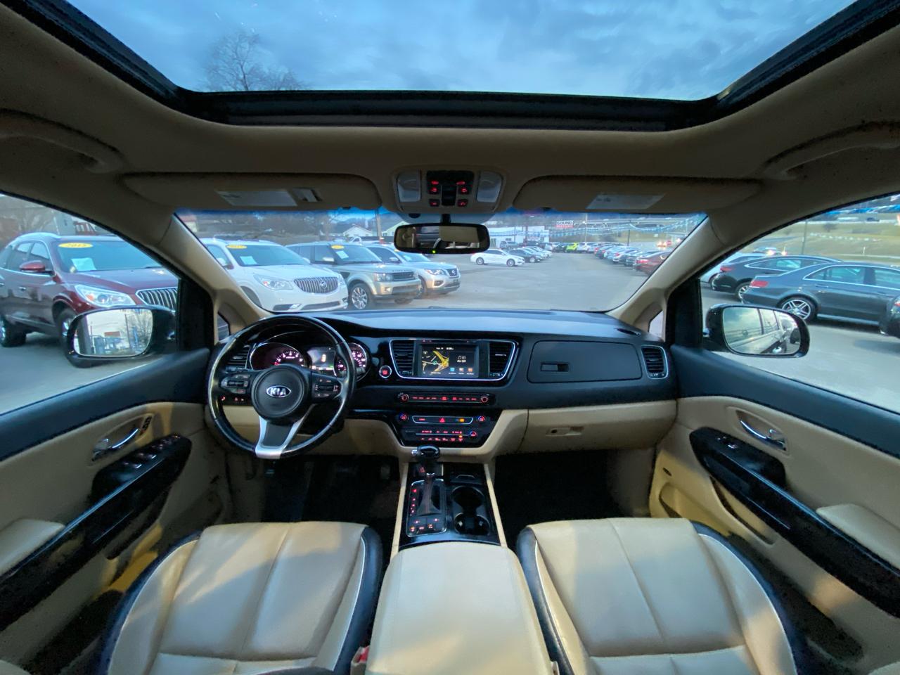 Kia Sedona 4dr Wgn SX-L 2016