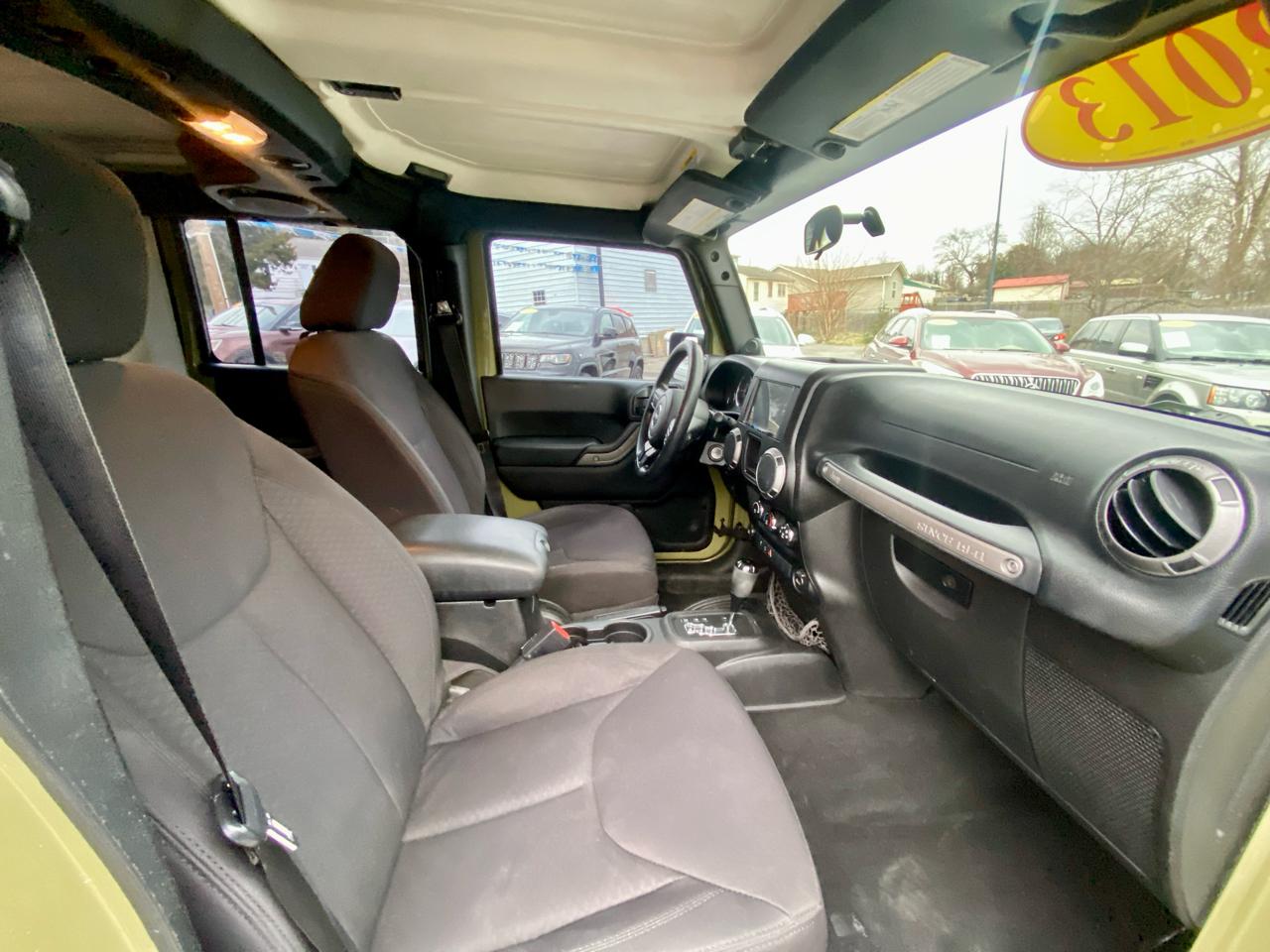 Jeep Wrangler Unlimited 4WD 4dr Sport 2013