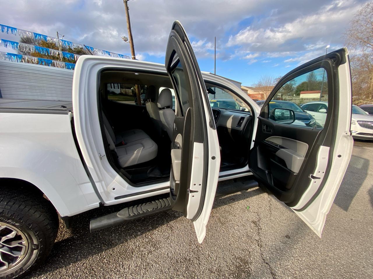 Chevrolet Colorado 2WD Crew Cab 128.3" Work Truck 2019