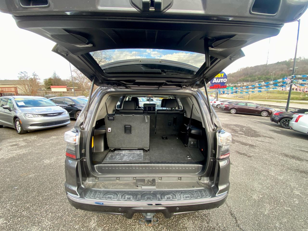 Toyota 4Runner Limited 4WD (Natl) 2019