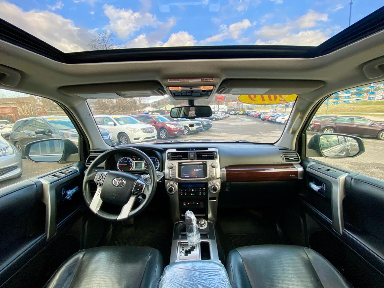 Toyota 4Runner Limited 4WD (Natl) 2019