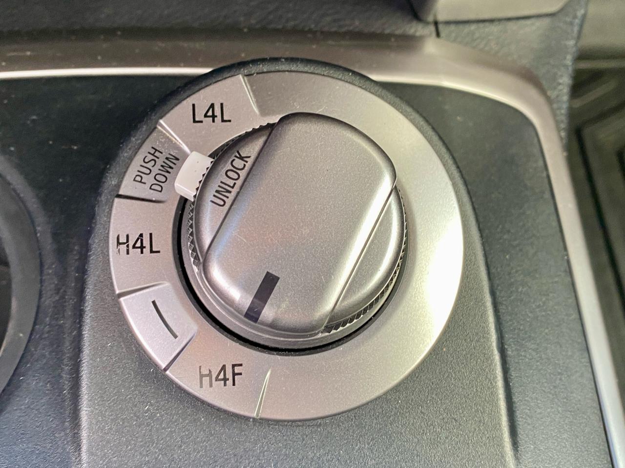 Toyota 4Runner Limited 4WD (Natl) 2019