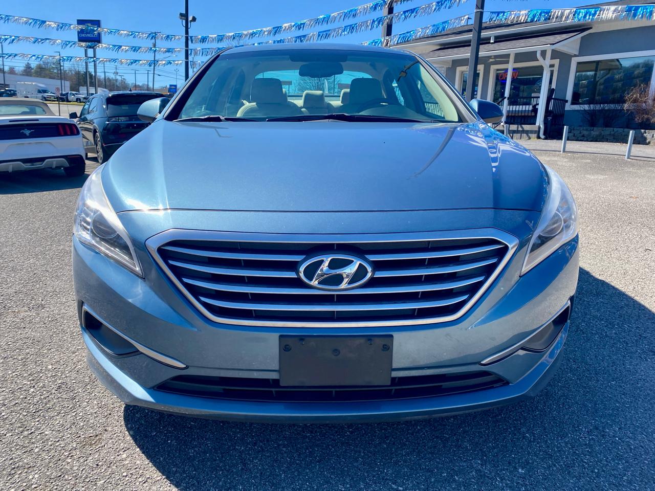 Hyundai Sonata SE 2.4L 2017