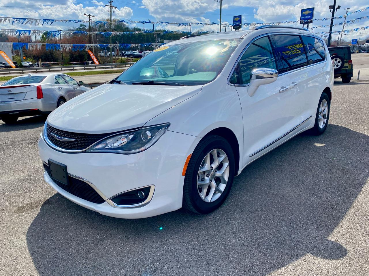 Chrysler Pacifica Limited FWD 2020