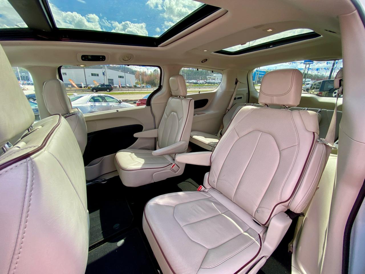 Chrysler Pacifica Limited FWD 2020