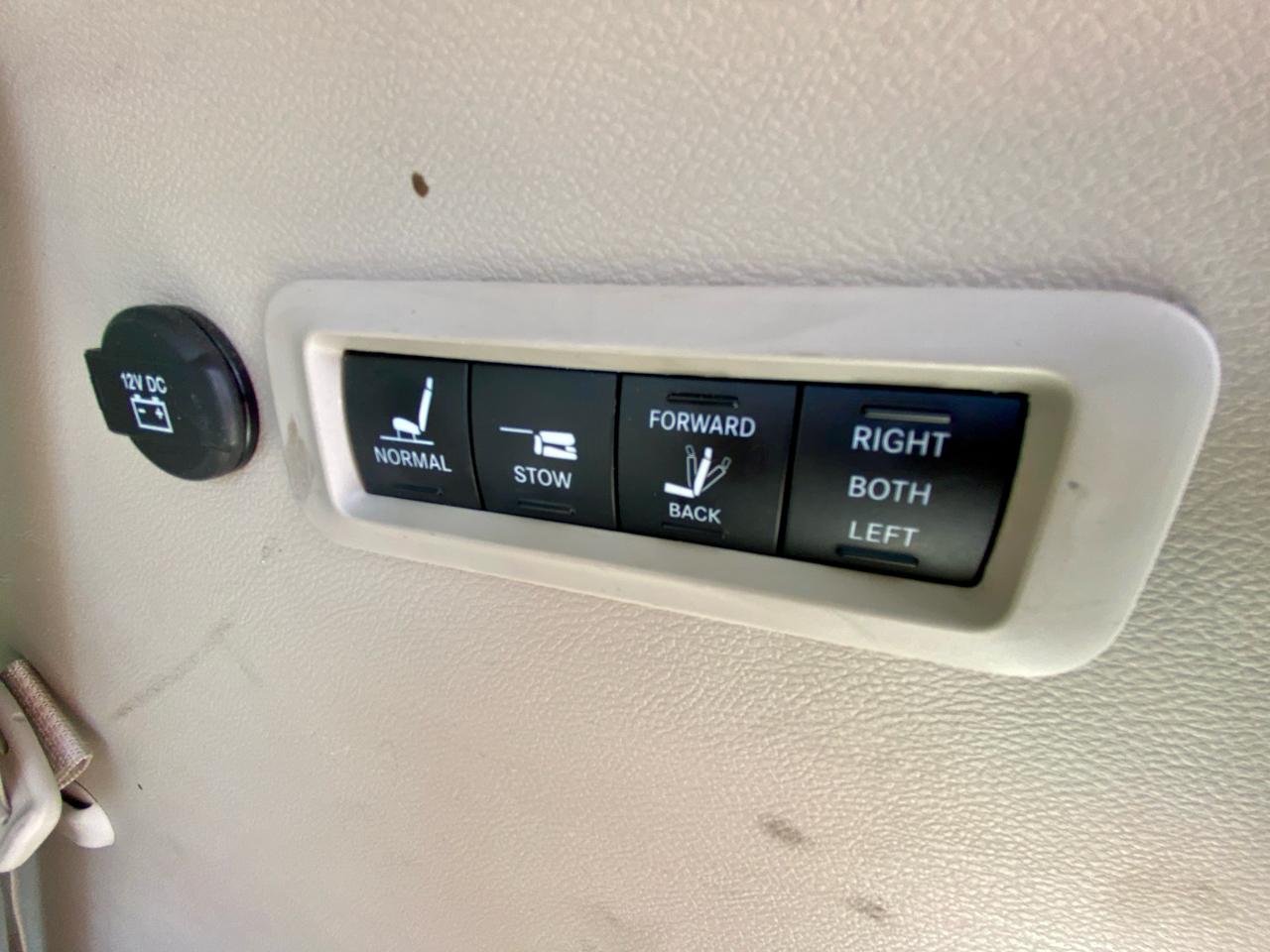 Chrysler Pacifica Limited FWD 2020