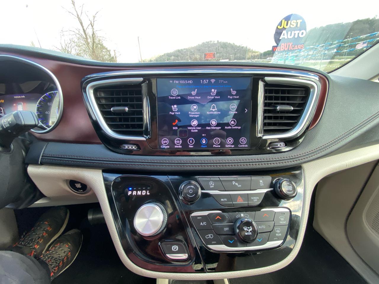 Chrysler Pacifica Limited FWD 2020