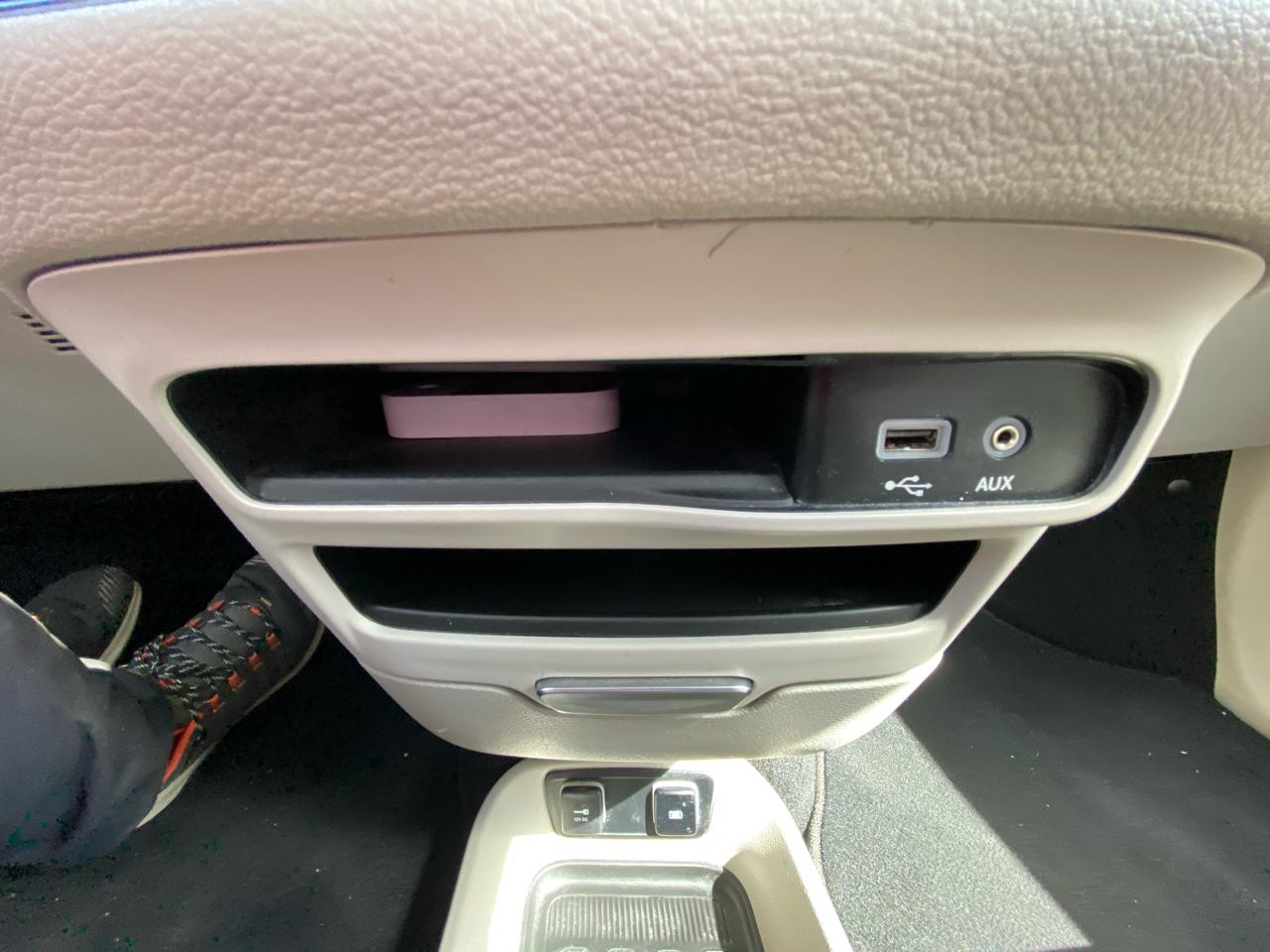 Chrysler Pacifica Limited FWD 2020