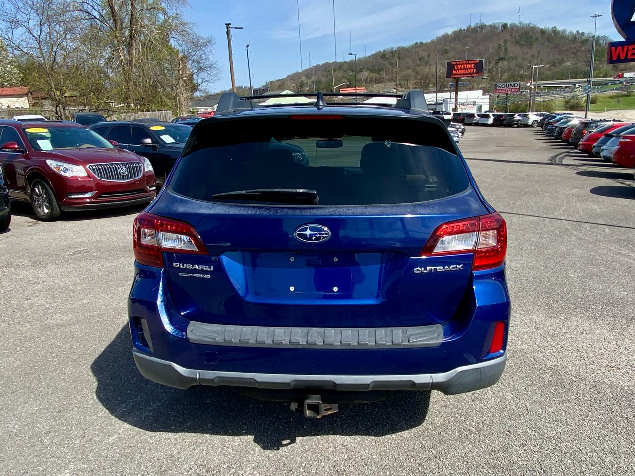 Subaru Outback 4dr Wgn 2.5i Premium 2016