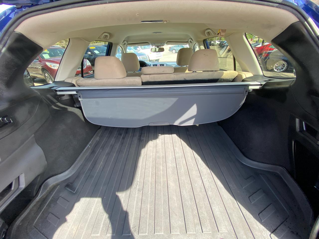 Subaru Outback 4dr Wgn 2.5i Premium 2016