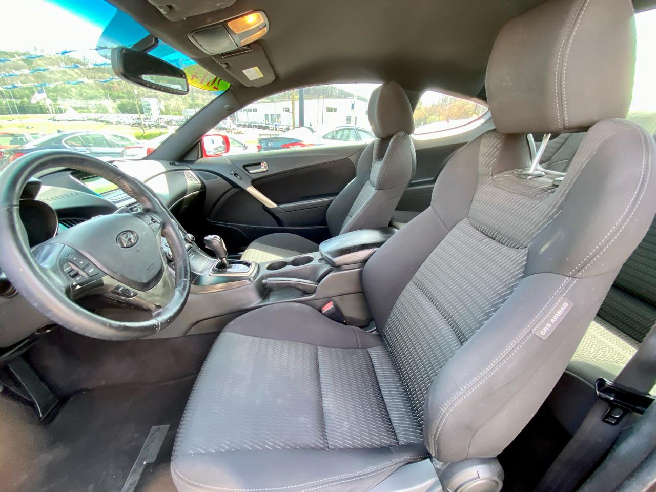 Hyundai Genesis Coupe 2dr I4 2.0T Auto 2014