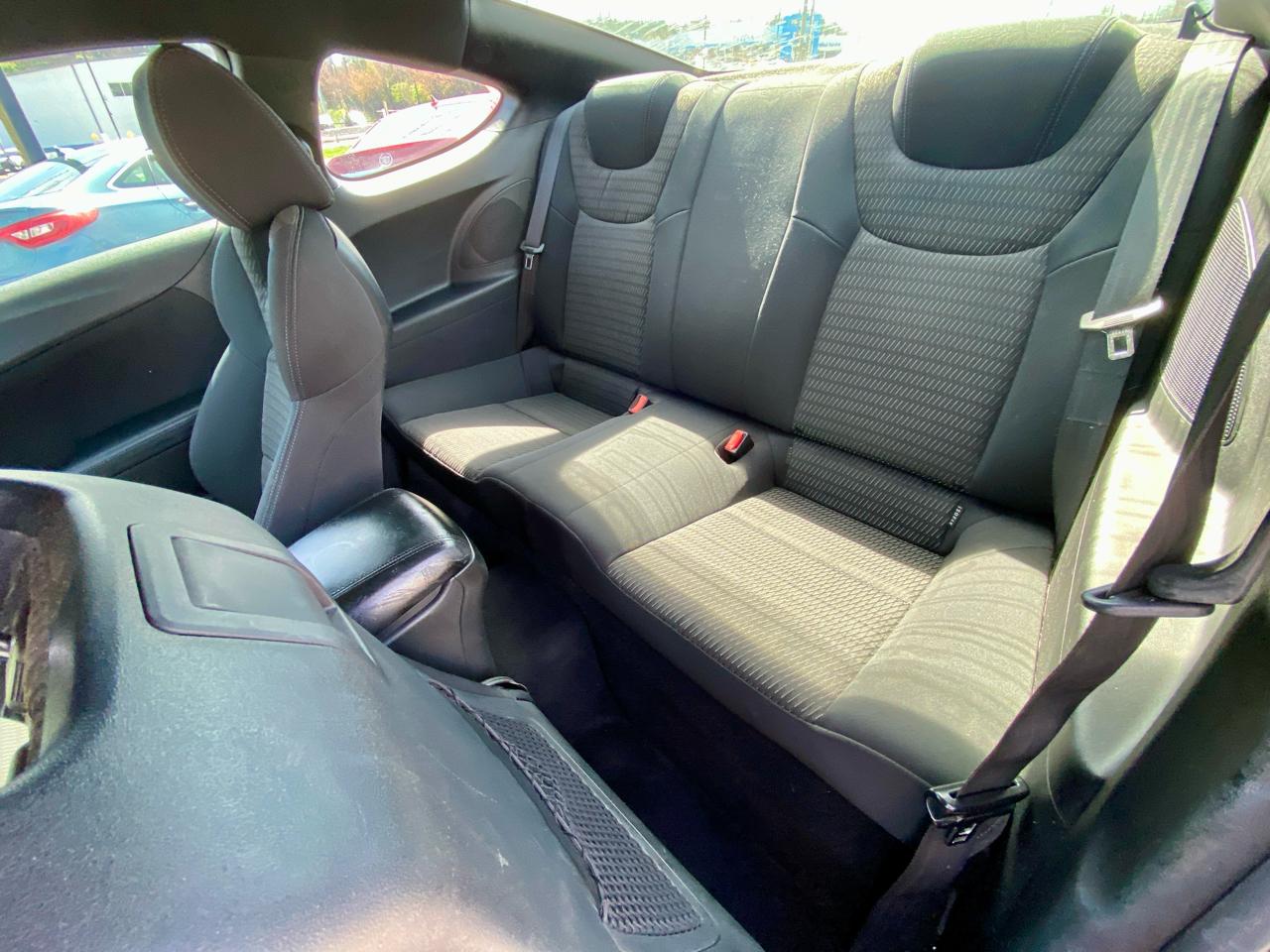 Hyundai Genesis Coupe 2dr I4 2.0T Auto 2014