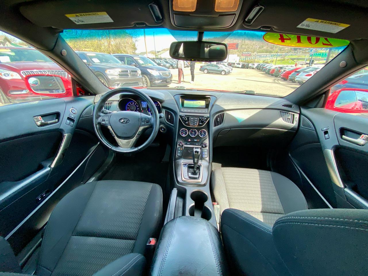 Hyundai Genesis Coupe 2dr I4 2.0T Auto 2014