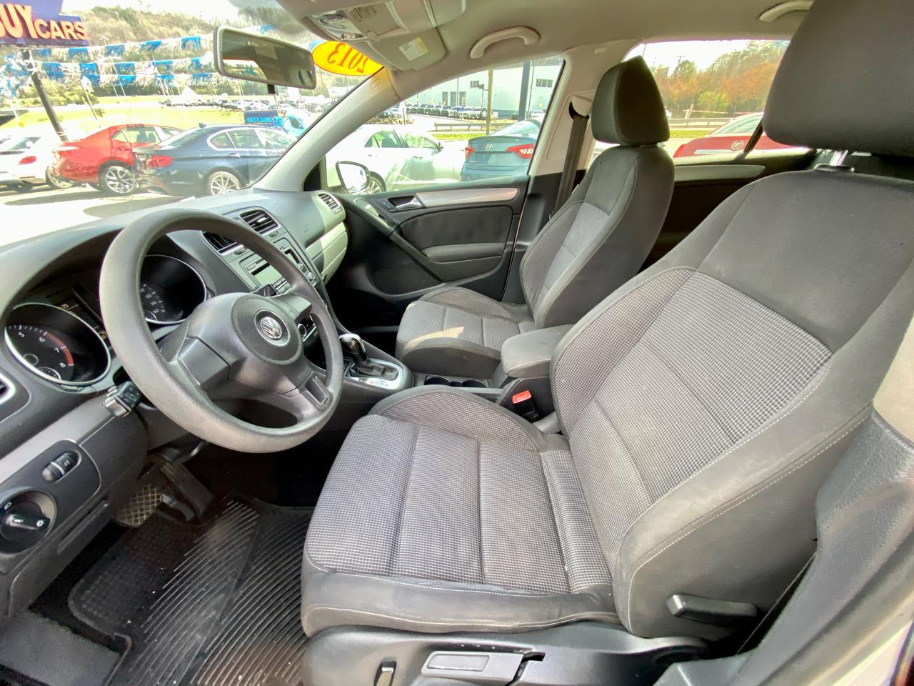 Volkswagen Golf 4dr HB Auto PZEV 2013