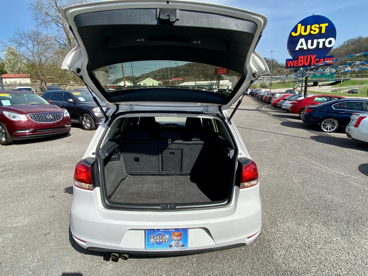 Volkswagen Golf 4dr HB Auto PZEV 2013