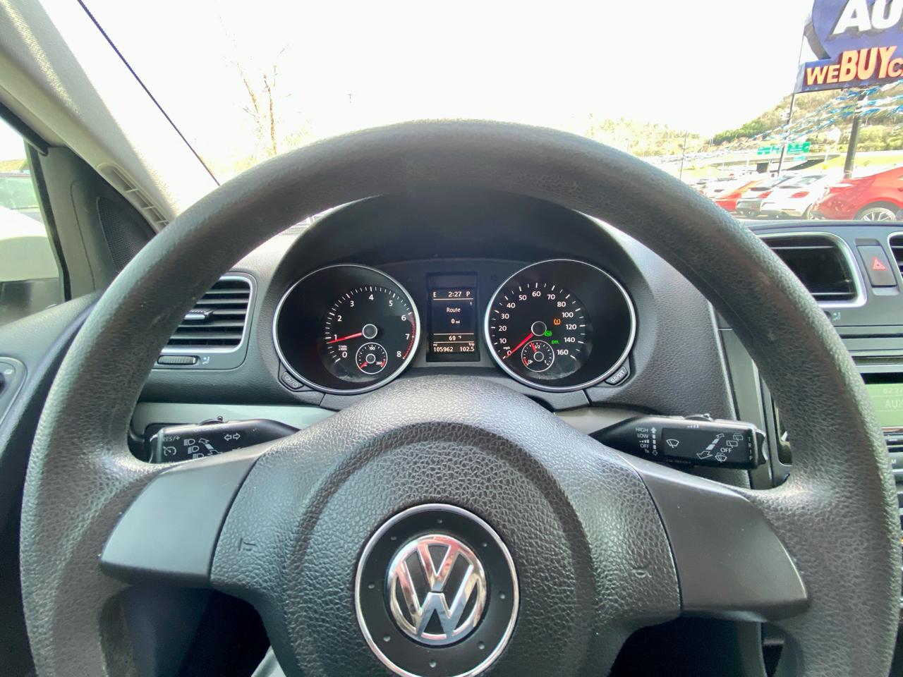 Volkswagen Golf 4dr HB Auto PZEV 2013