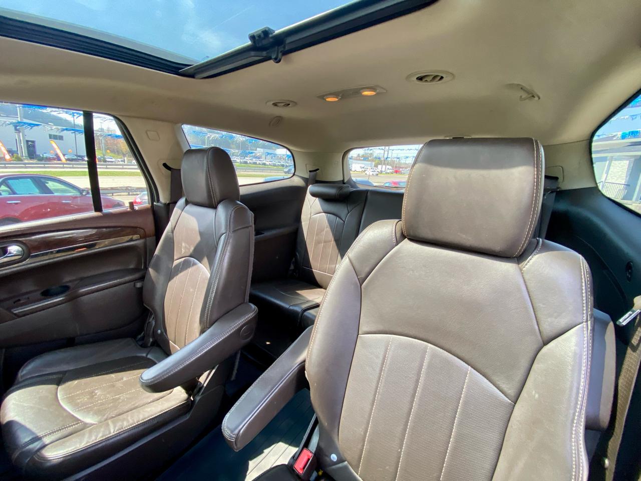 Buick Enclave FWD 4dr Leather 2013