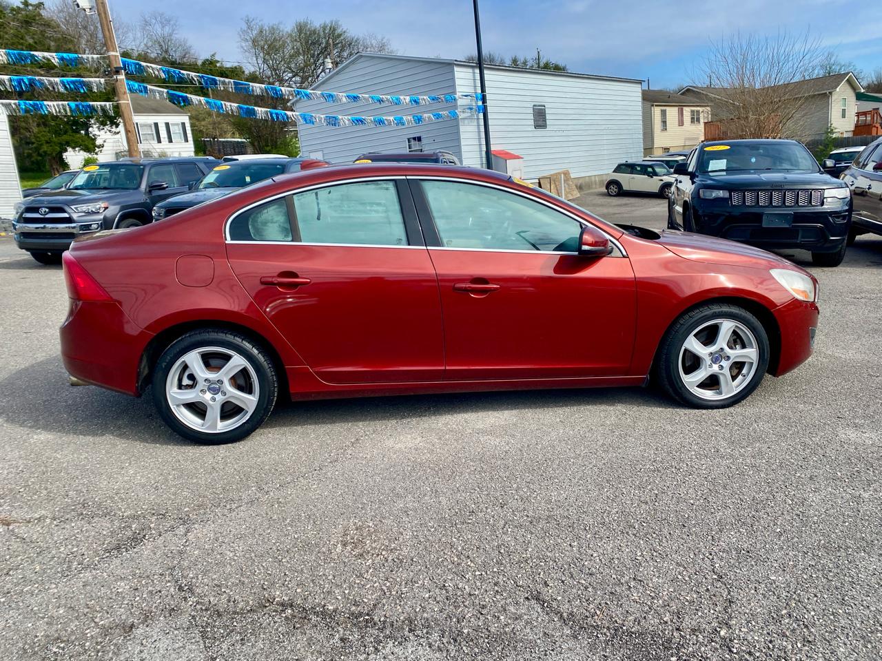 Volvo S60 4dr Sdn T5 FWD 2013