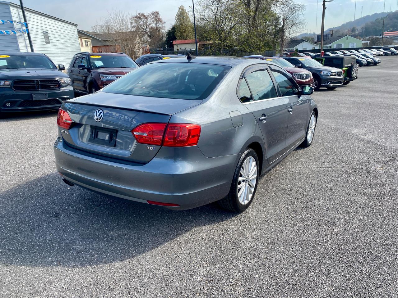 Volkswagen Jetta Sedan 4dr DSG TDI 2014