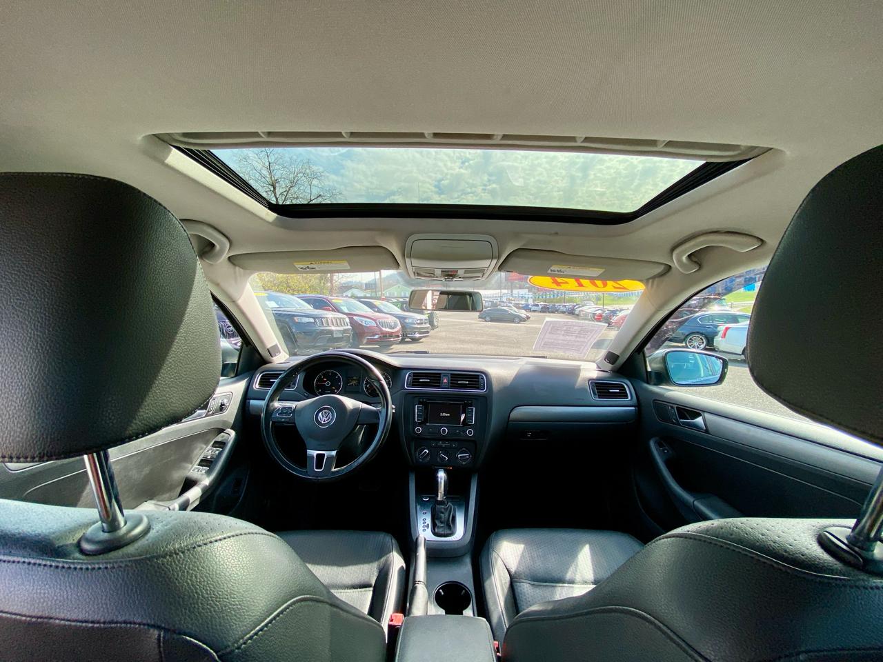 Volkswagen Jetta Sedan 4dr DSG TDI 2014