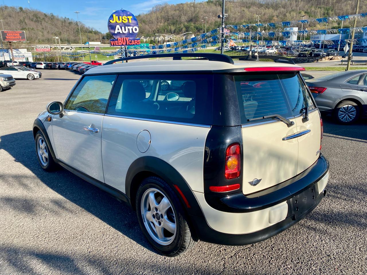 MINI Cooper Clubman 2dr Cpe 2009