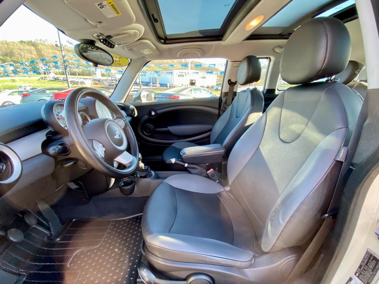 MINI Cooper Clubman 2dr Cpe 2009