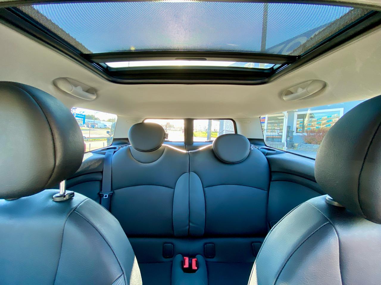 MINI Cooper Clubman 2dr Cpe 2009