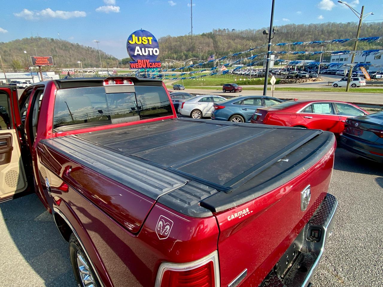 RAM 1500 2WD Quad Cab 140.5" Laramie 2013