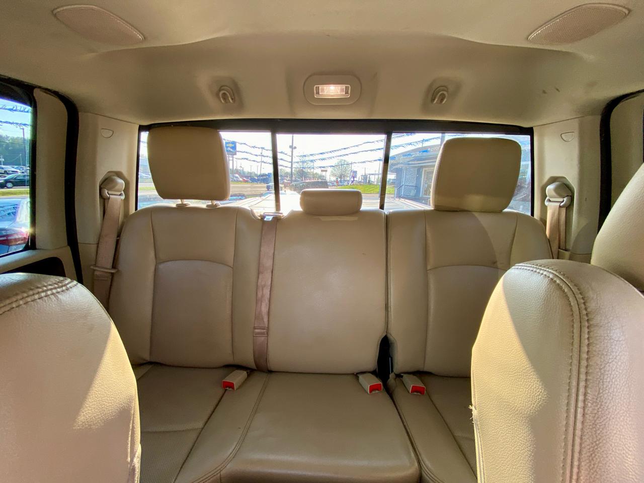 RAM 1500 2WD Quad Cab 140.5" Laramie 2013