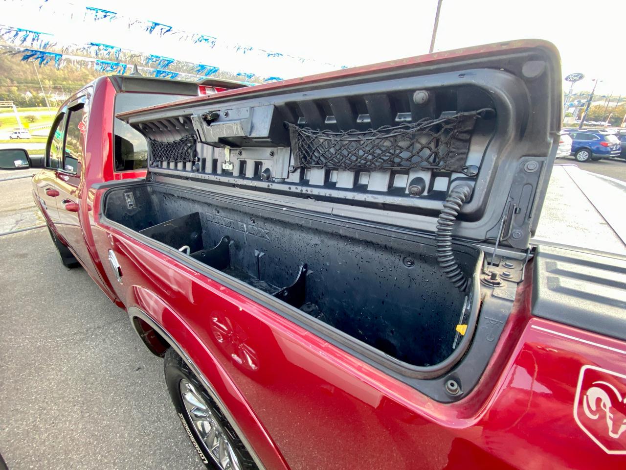 RAM 1500 2WD Quad Cab 140.5" Laramie 2013