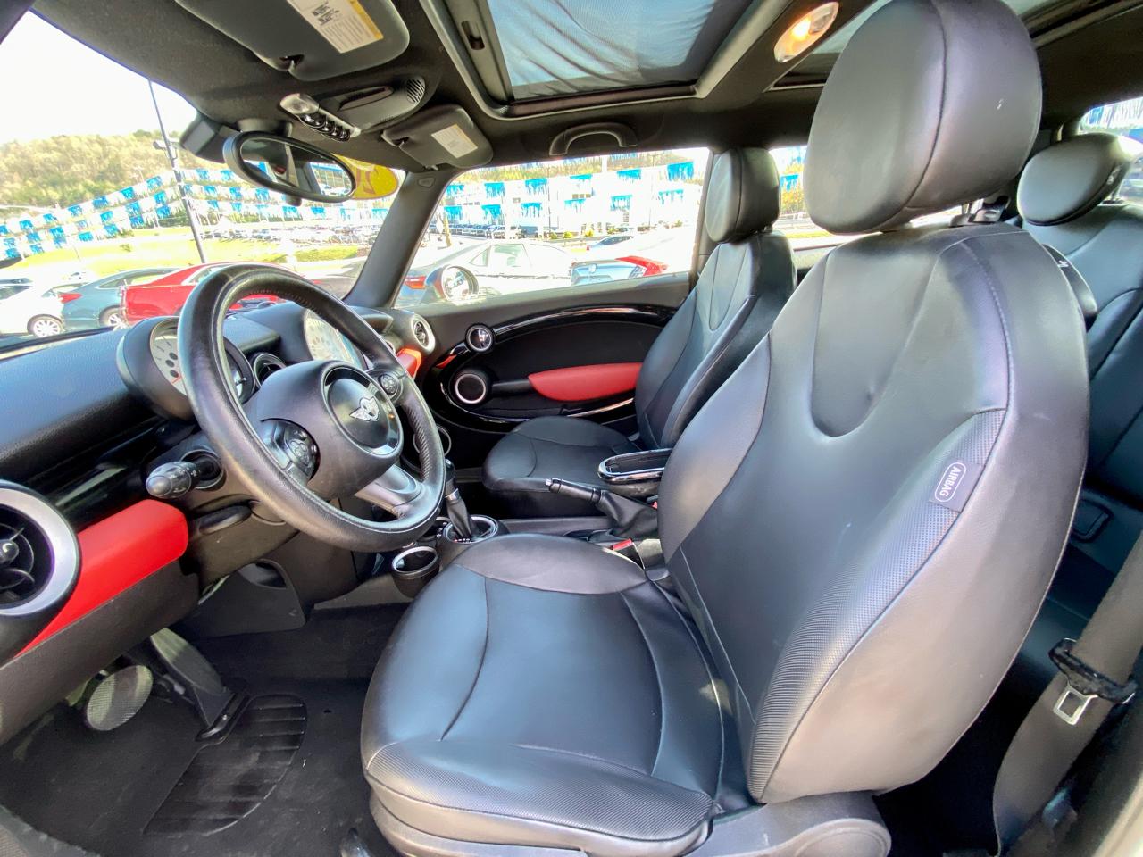 MINI Cooper Hardtop 2dr Cpe 2013