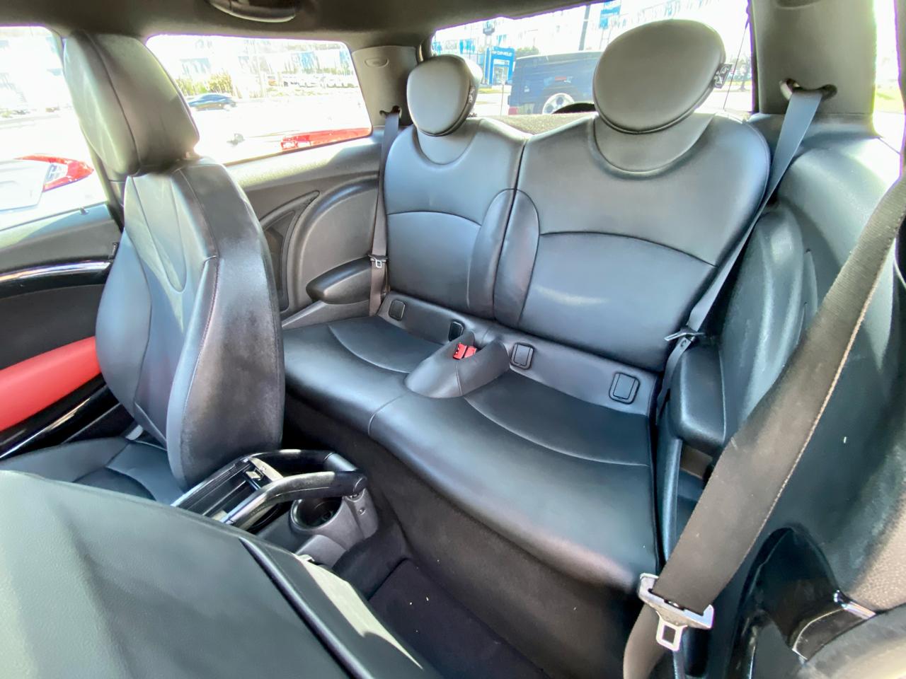 MINI Cooper Hardtop 2dr Cpe 2013