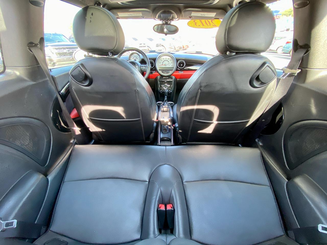 MINI Cooper Hardtop 2dr Cpe 2013