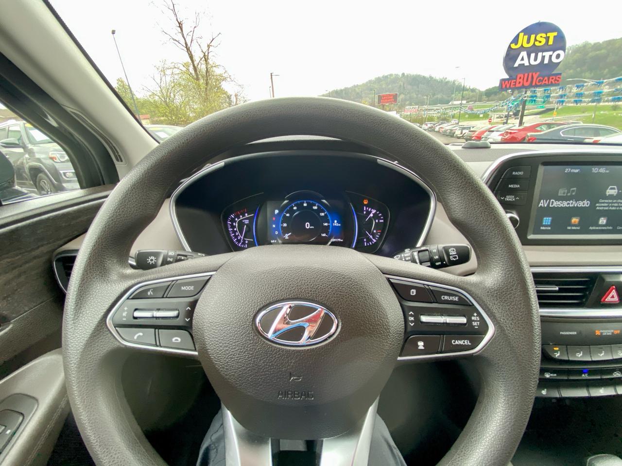 Hyundai Santa Fe SEL 2.4L Auto FWD 2020