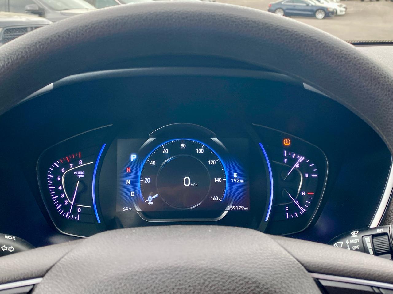 Hyundai Santa Fe SEL 2.4L Auto FWD 2020