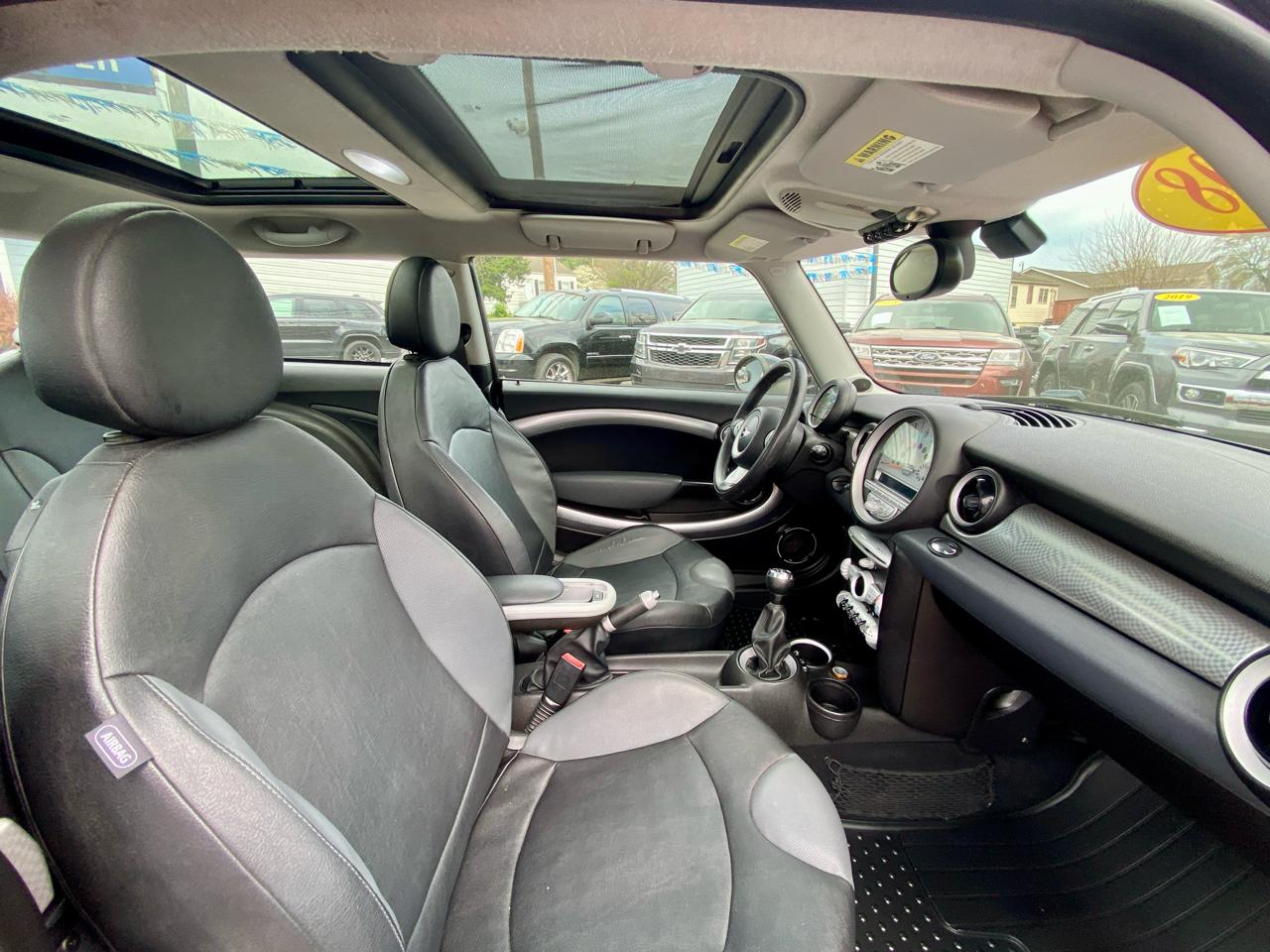 MINI Cooper Hardtop 2dr Cpe S 2008