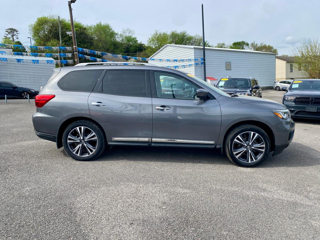 Nissan Pathfinder 4x4 Platinum 2018
