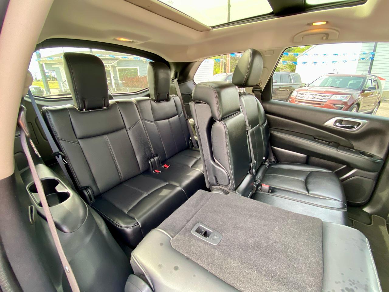 Nissan Pathfinder 4x4 Platinum 2018