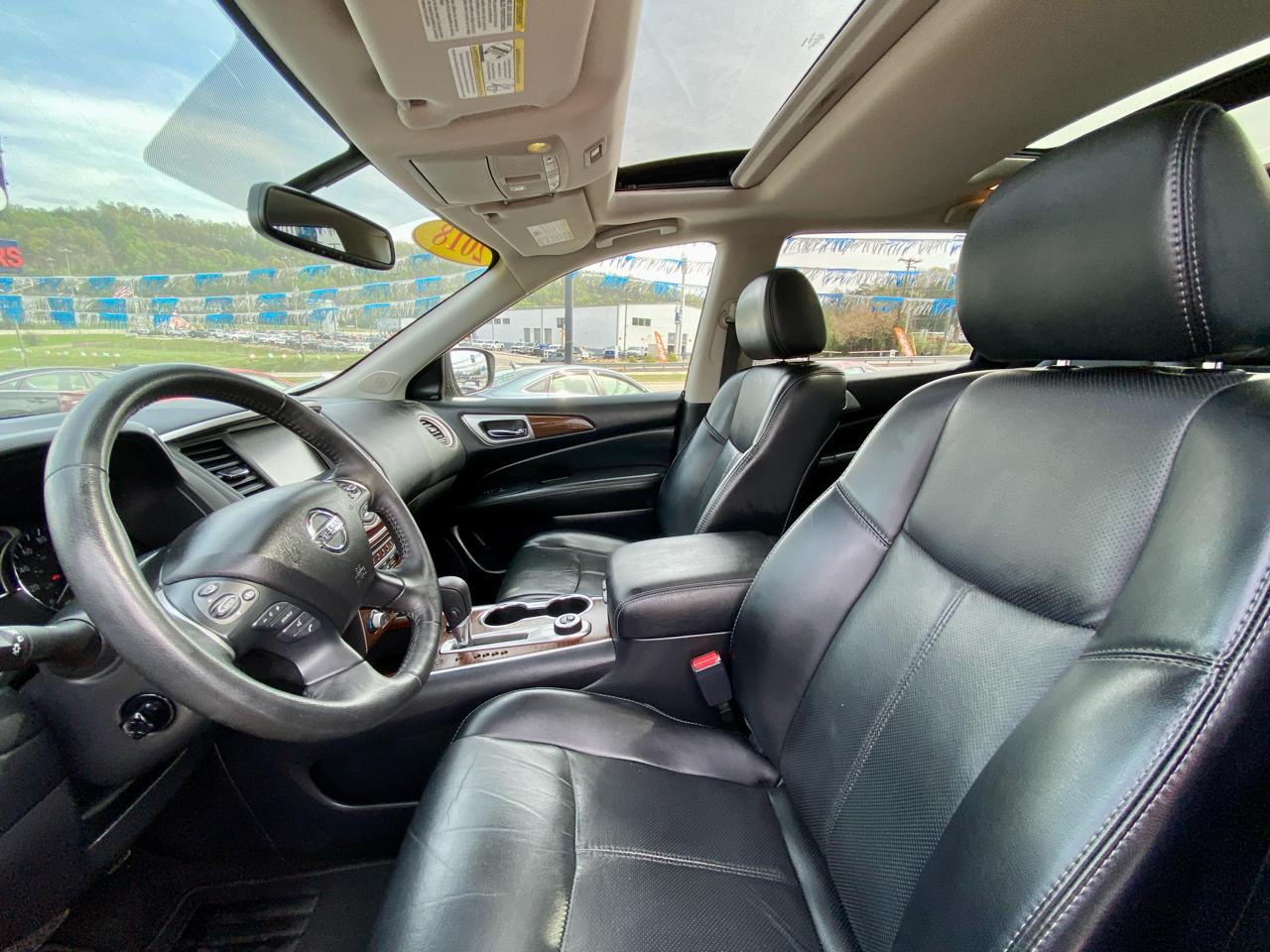 Nissan Pathfinder 4x4 Platinum 2018