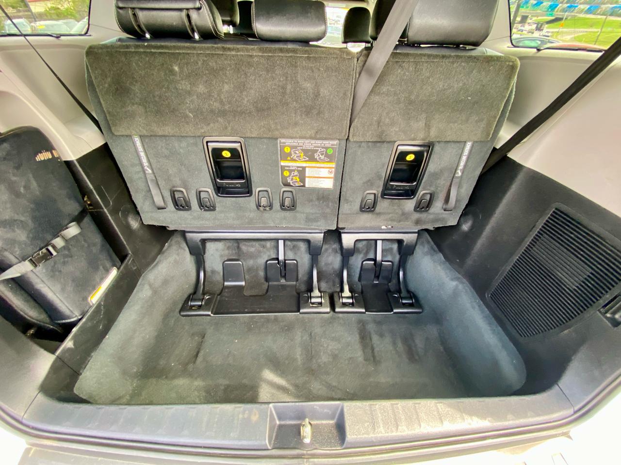 Toyota Sienna SE FWD 8-Passenger (Natl) 2019