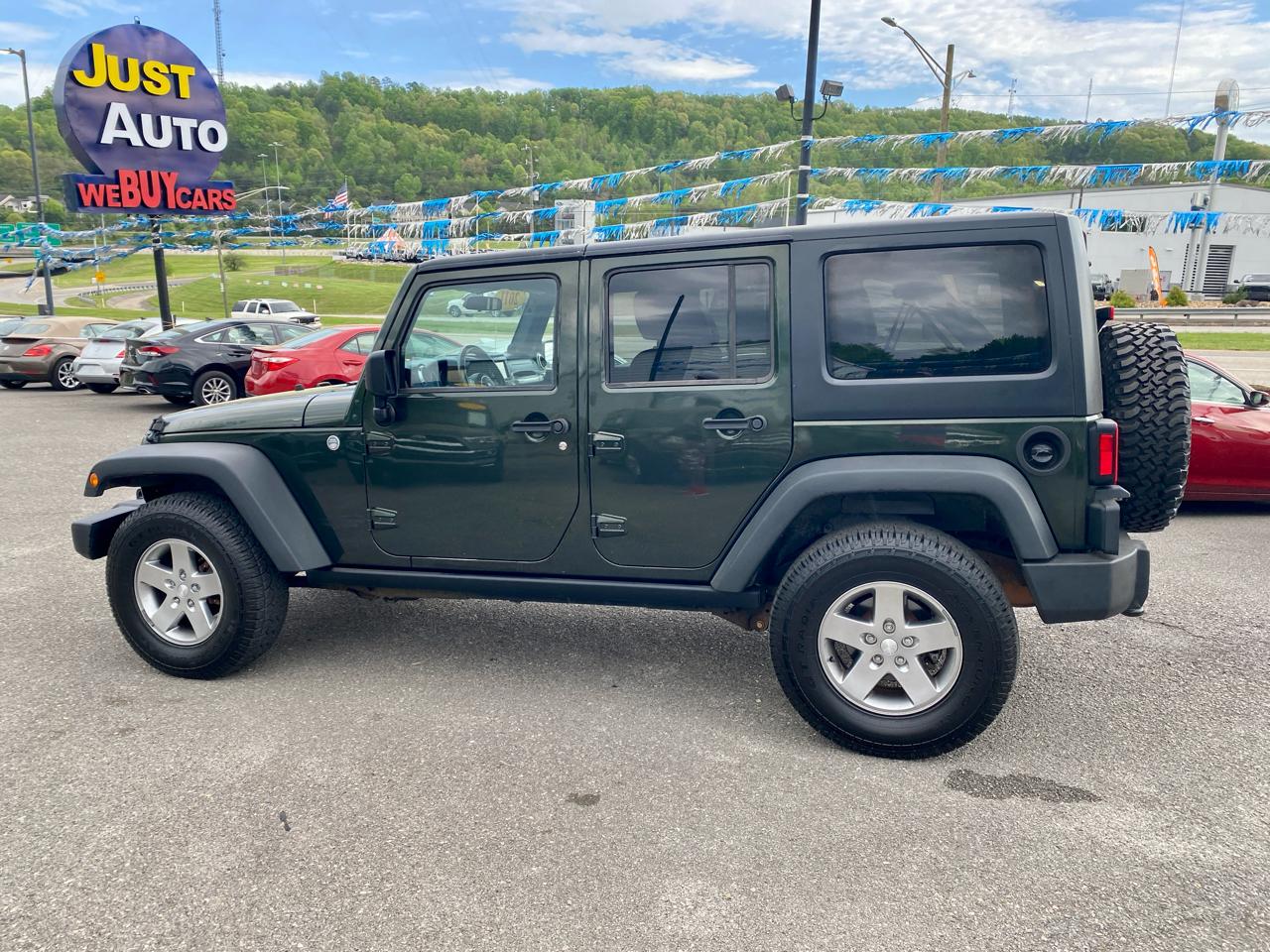 Jeep Wrangler Unlimited 4WD 4dr Rubicon 2011