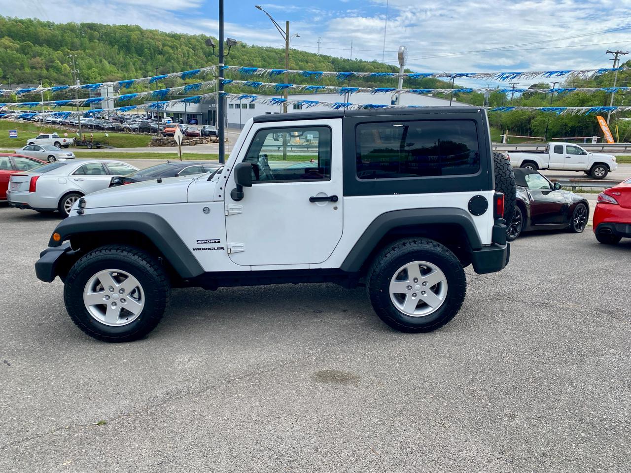 Jeep Wrangler 4WD 2dr Sport 2012
