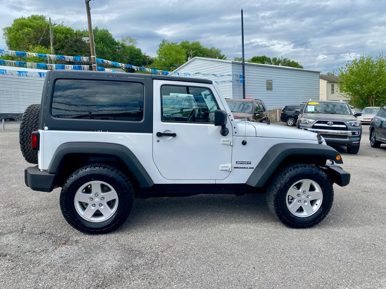 Jeep Wrangler 4WD 2dr Sport 2012