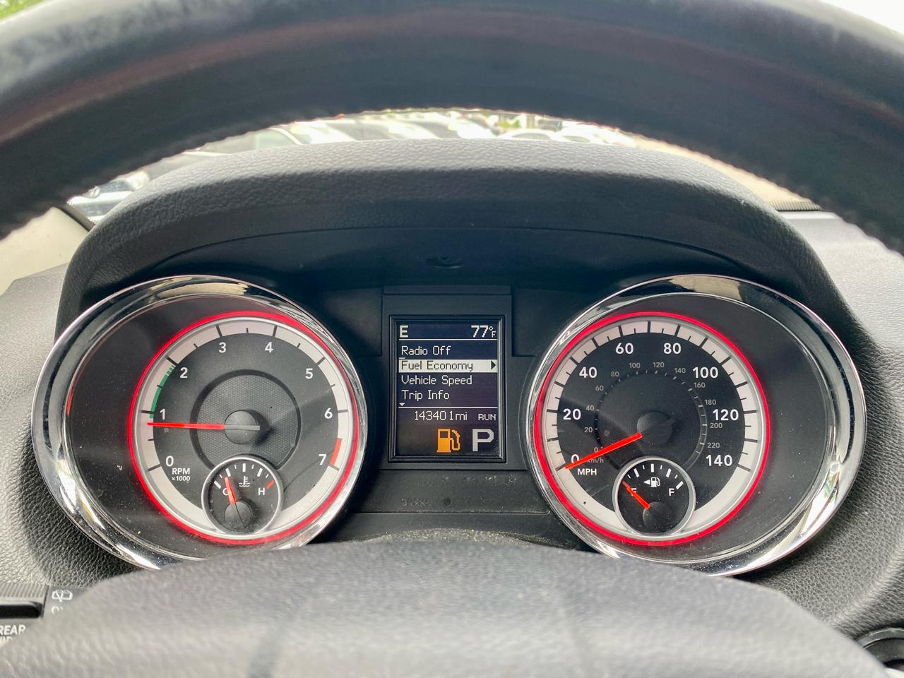 Dodge Durango 2WD 4dr SXT 2012