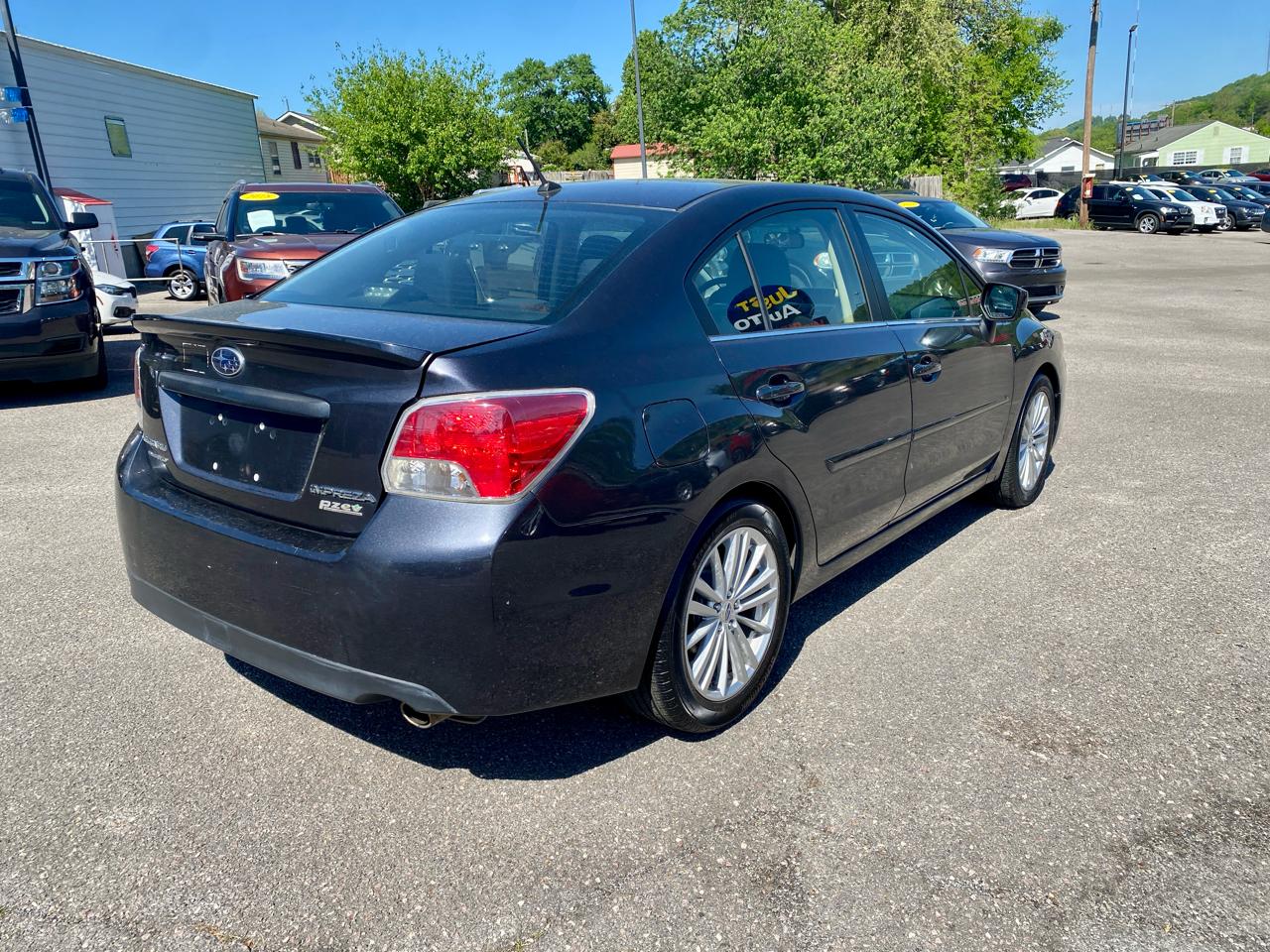 Subaru Impreza Sedan 4dr CVT 2.0i Premium 2015