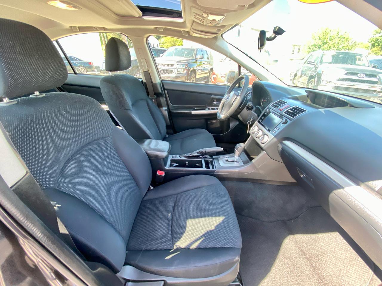 Subaru Impreza Sedan 4dr CVT 2.0i Premium 2015